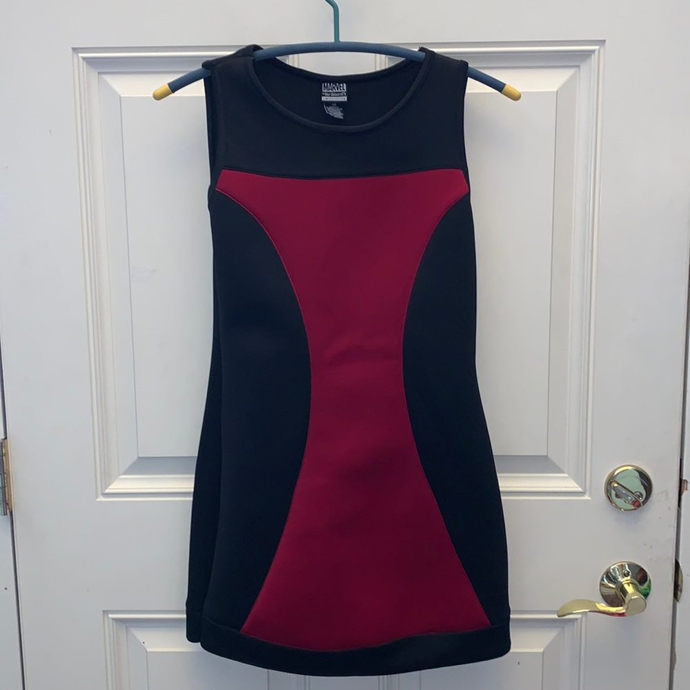 MARVEL by Her Universe Black Widow dress size SM